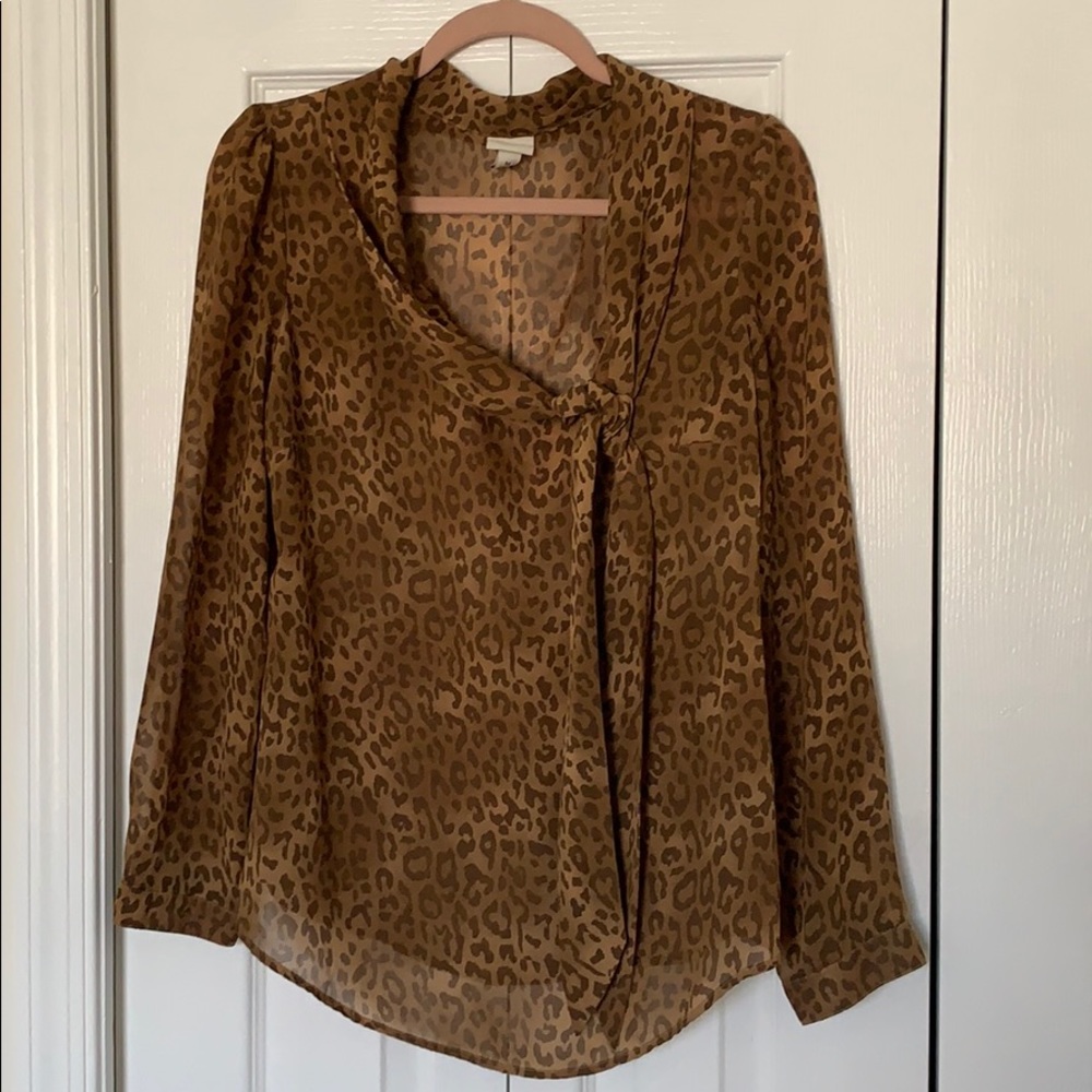 Long sleeve leopard print blouse